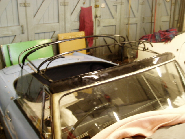 Early MGB Deluxe Hood Frame